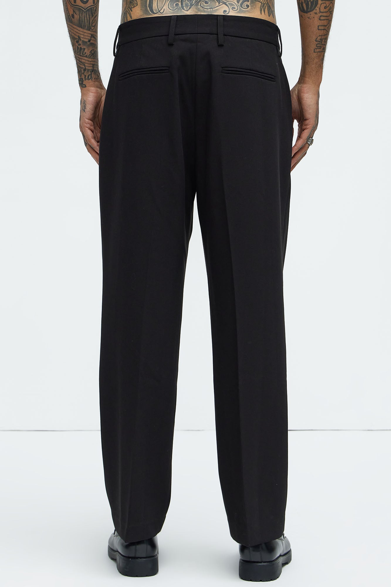Ronan Relaxed Tapered Trousers - Black - Image 4