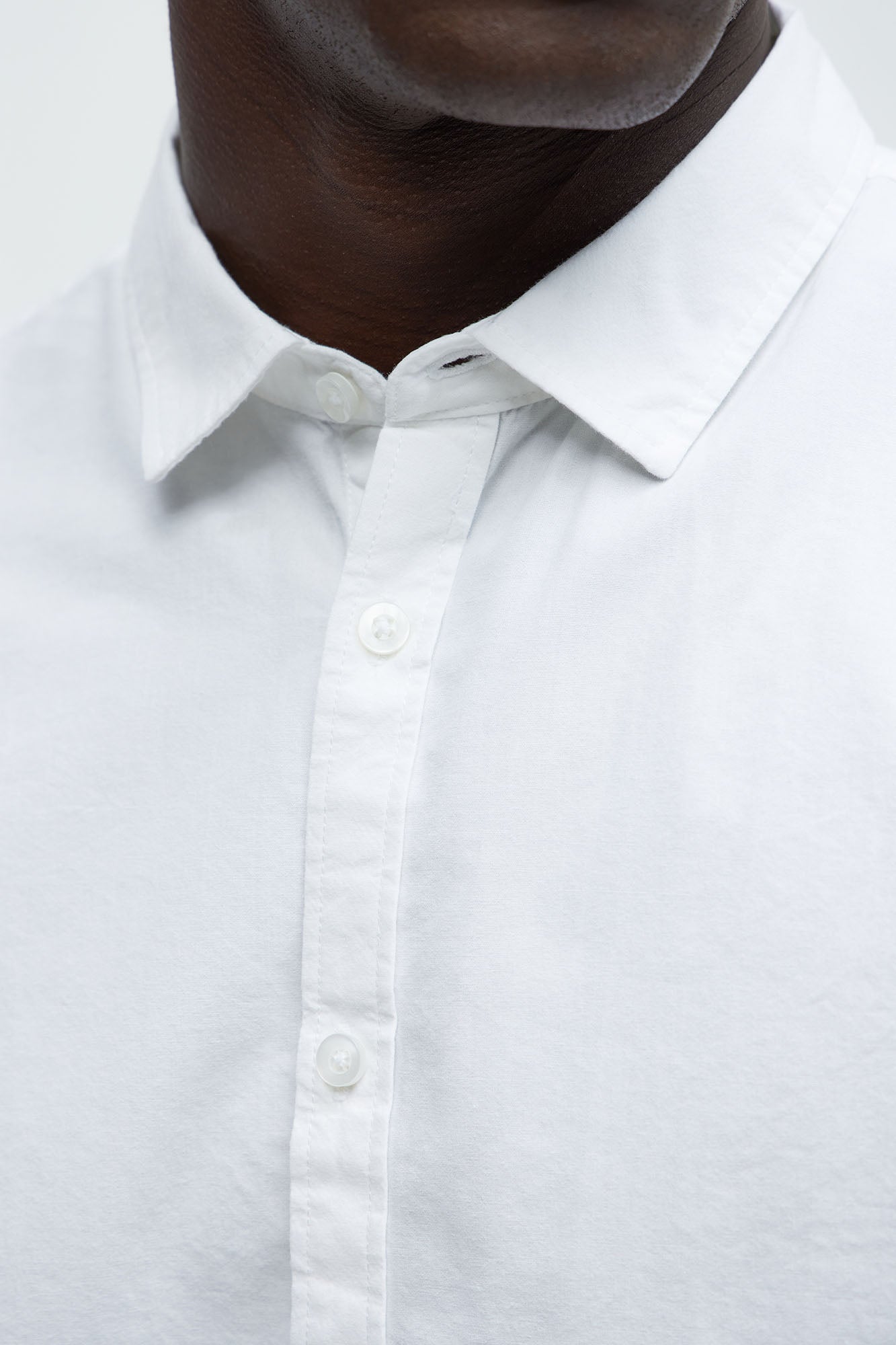 Ryland Short Sleeve Button Up Shirt - White - Image 5