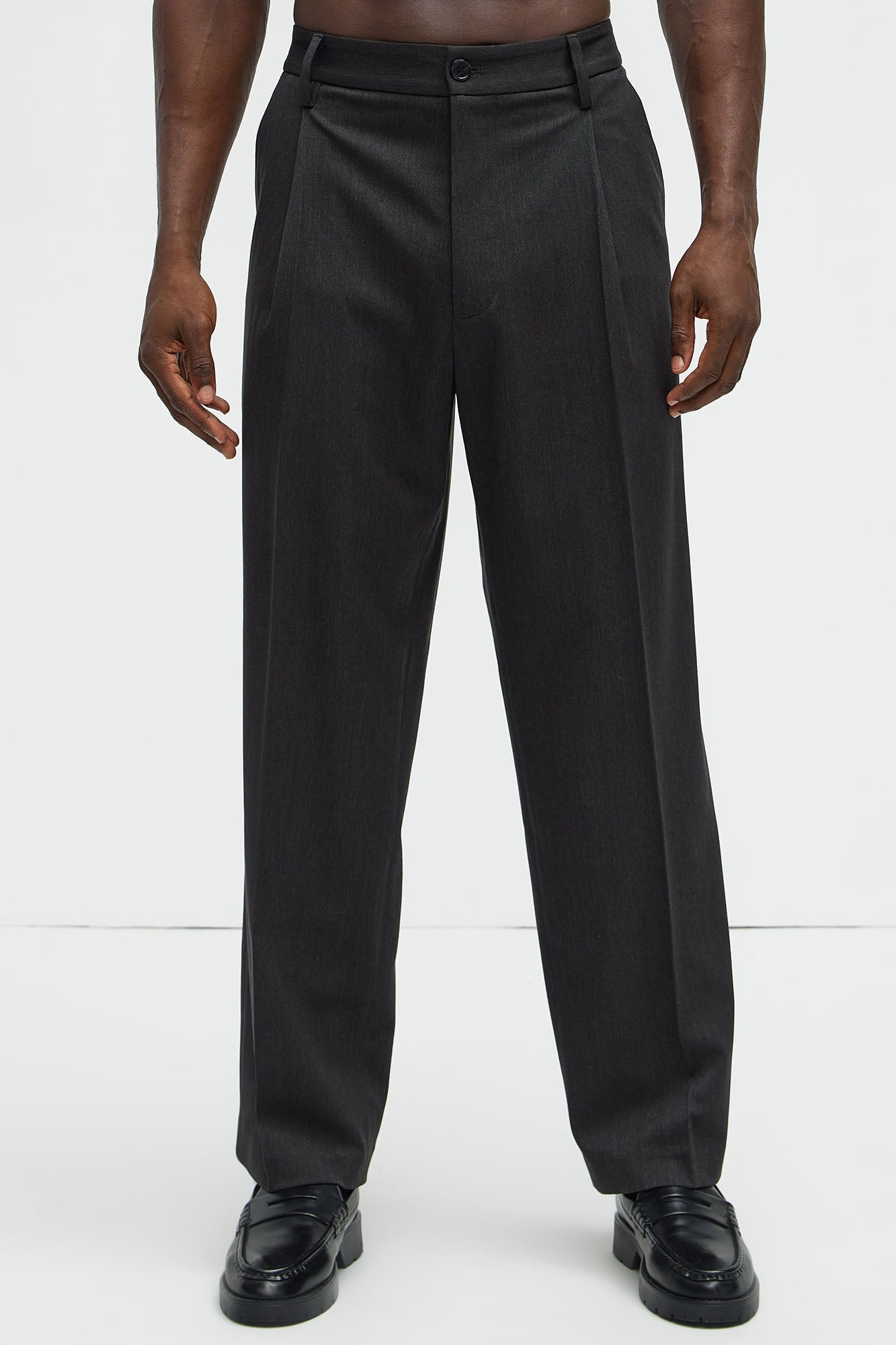 Liam Relaxed Tapered Trousers - Black - Image 4
