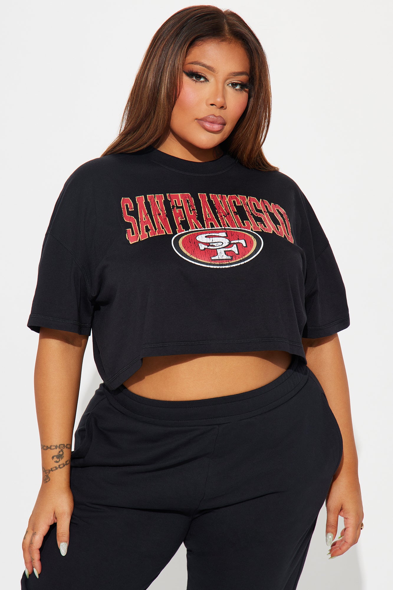 49ers Game Plan Cropped Tee - Black - Image 6