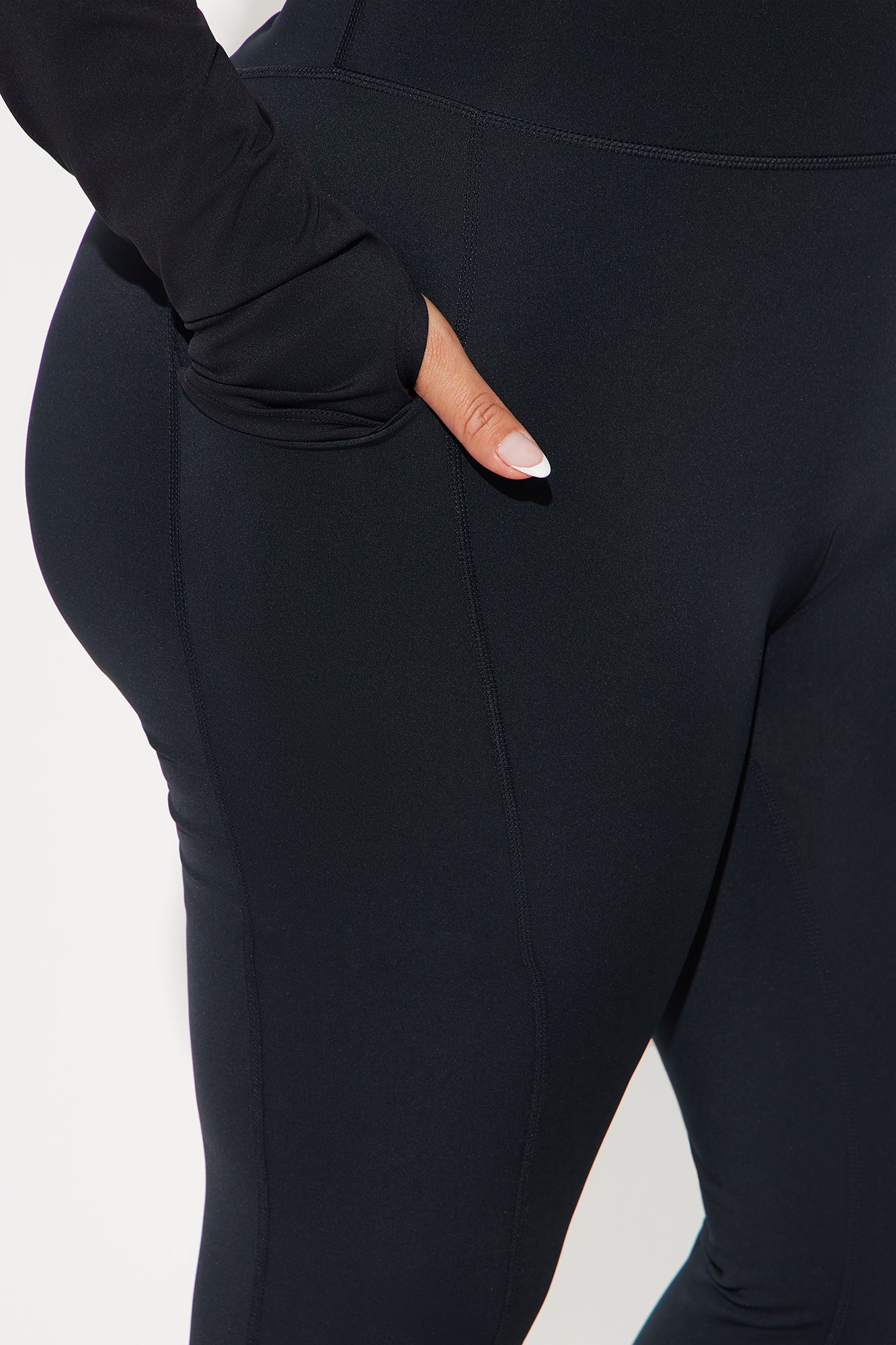 Warm Up Elevate Active Capri Legging - Black - Image 7