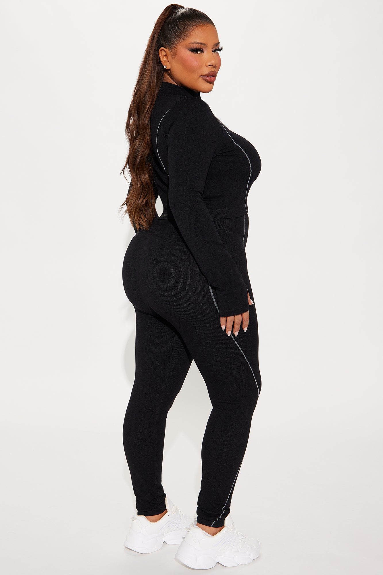Clean Lines Active Set - Black - Image 7
