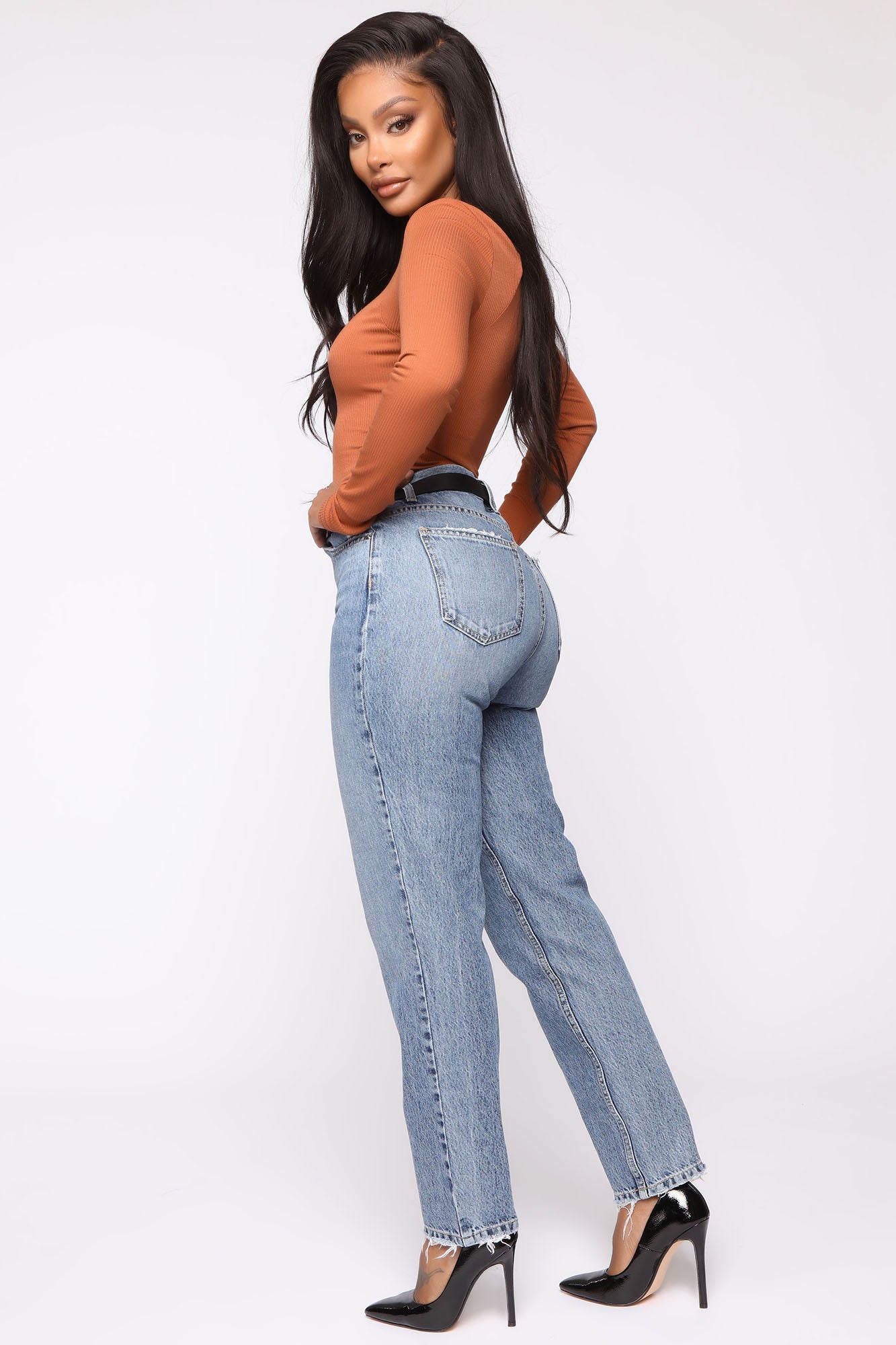Very Special High Rise Mom Jeans - Medium Wash - Image 3