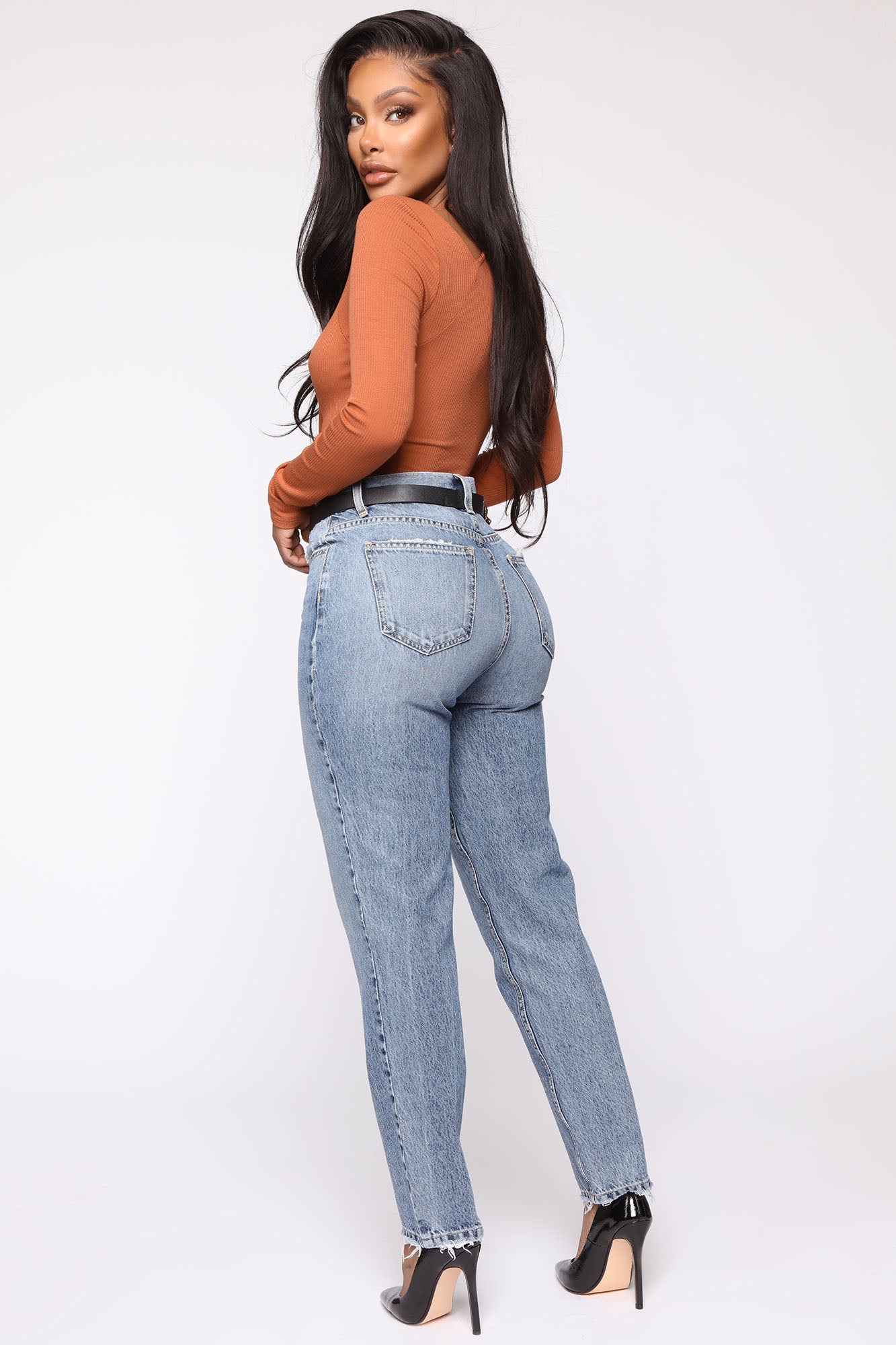 Very Special High Rise Mom Jeans - Medium Wash - Image 5