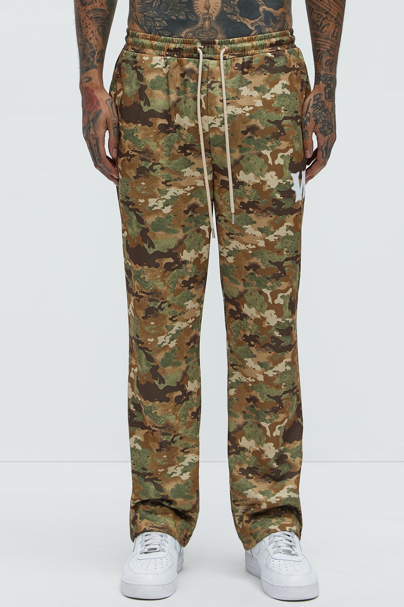 Wolves Straight Camo Sweatpants - Camouflage - Image 3