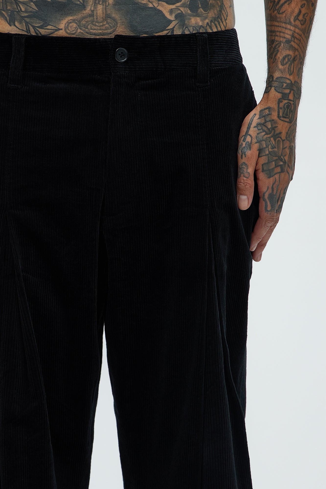 Anderson Pleated Corduroy Pants - Black - Image 4