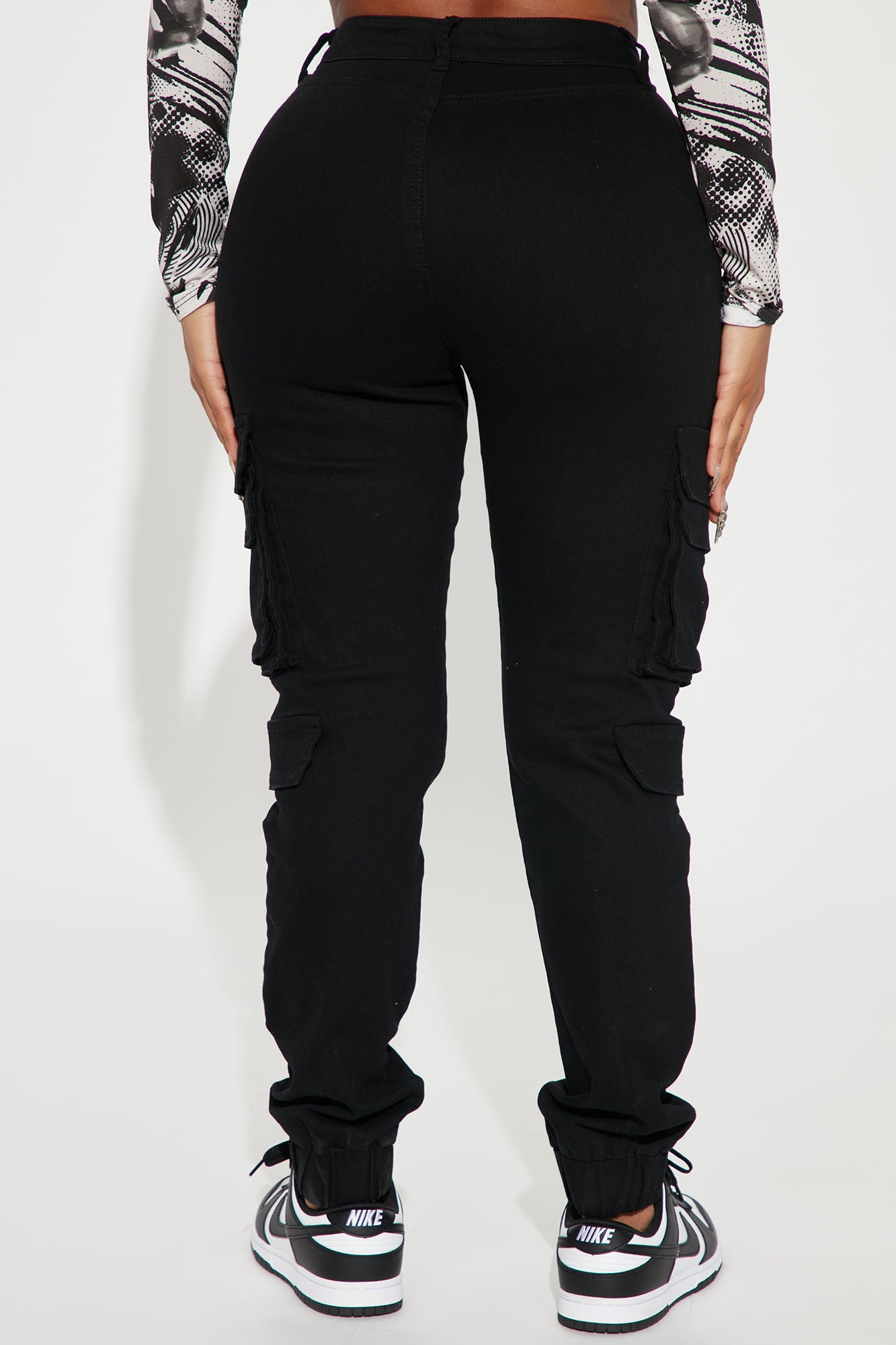 Good Vibes Cargo Jogger - Black - Image 4