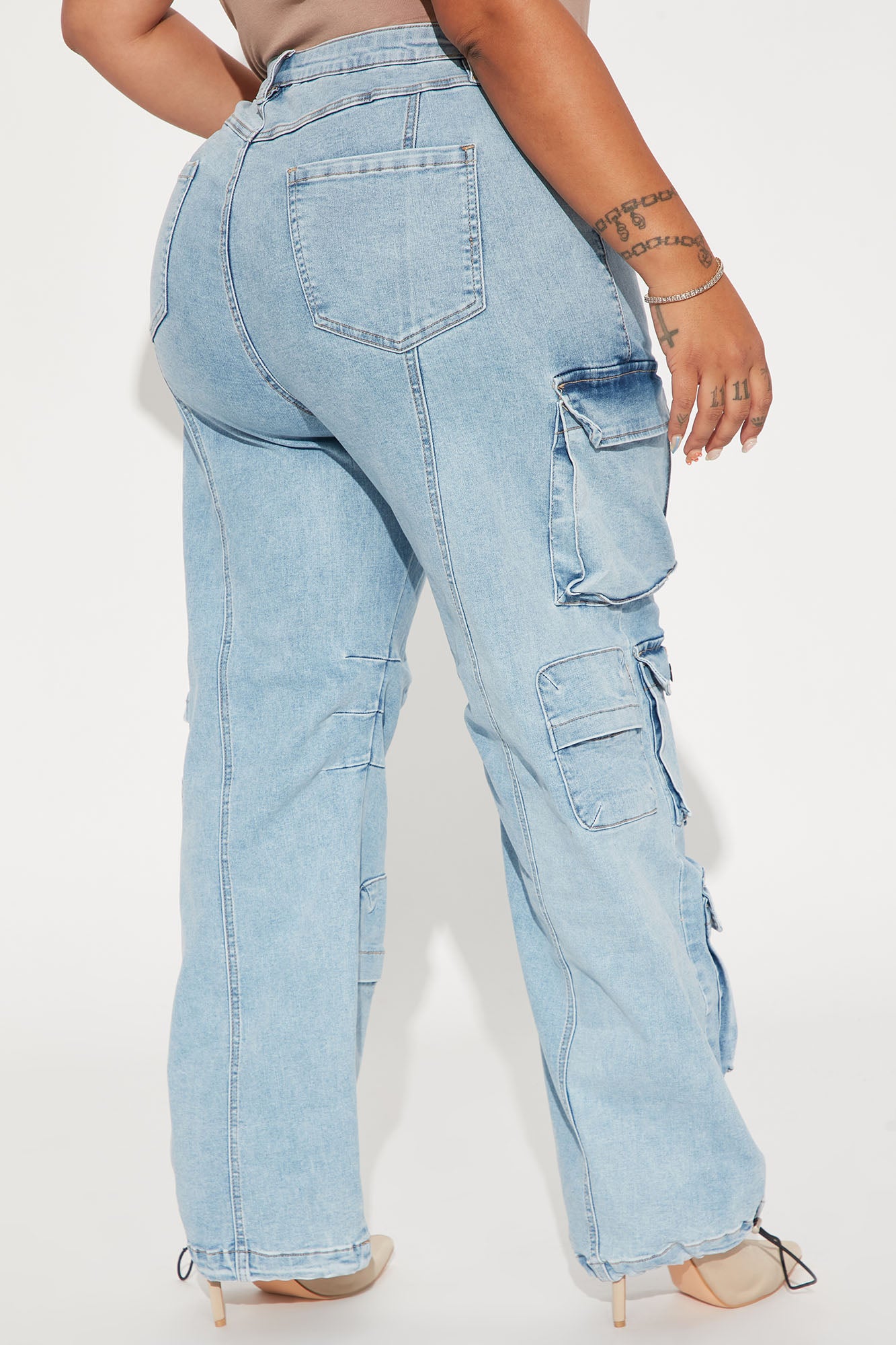 Fairfax High Rise Stretch Cargo Jeans - Light Wash - Image 7