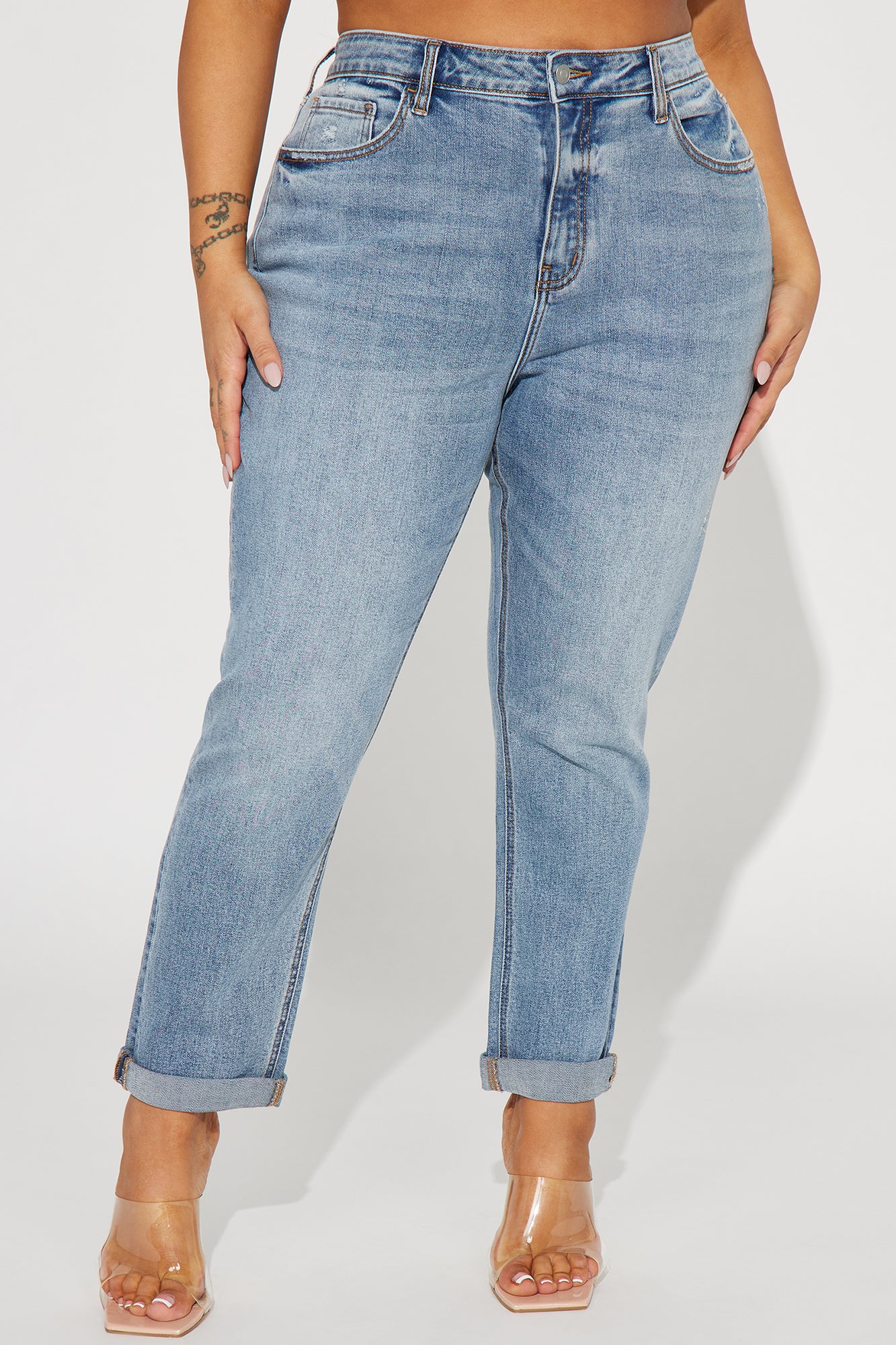 Listen To Me 90's High Rise Mom Jeans - Light Wash - Image 5