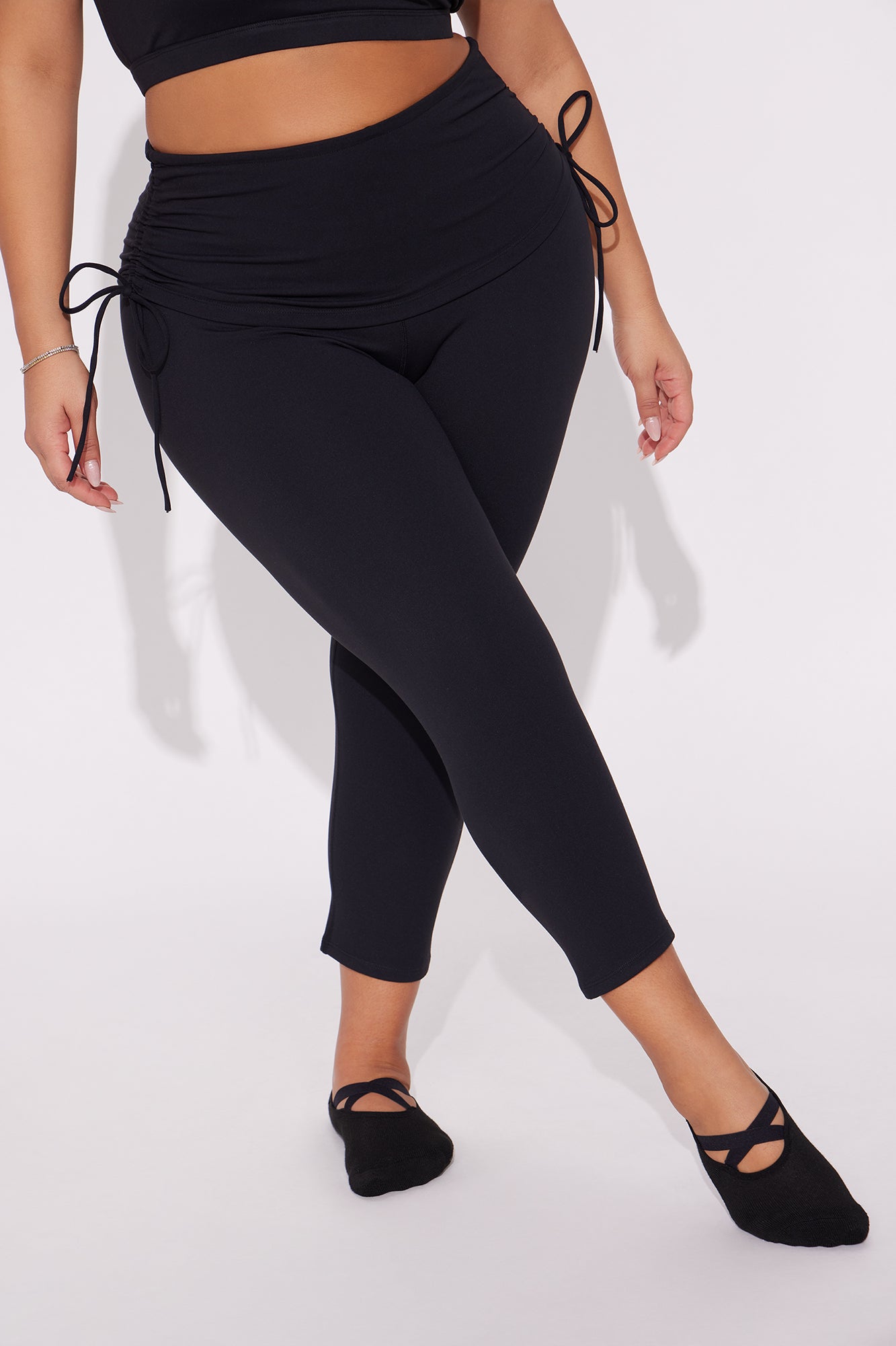 Roll Up Super Soft Active Capri Legging - Black - Image 5