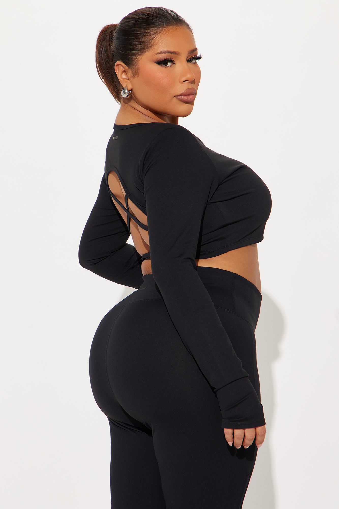 Across Your Core Super Soft Active Top - Black - Image 8