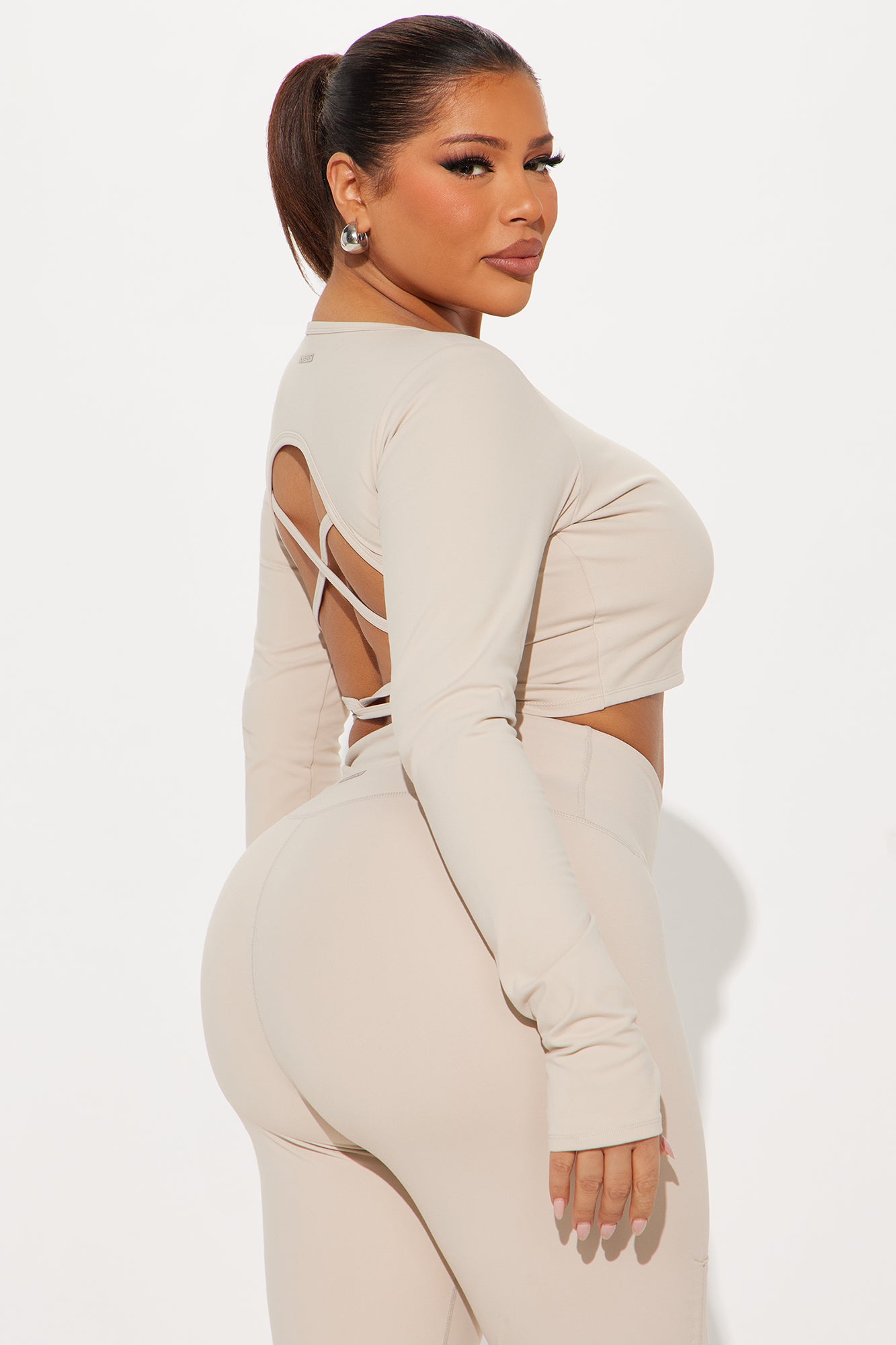 Across Your Core Super Soft Active Top - Light Taupe - Image 8