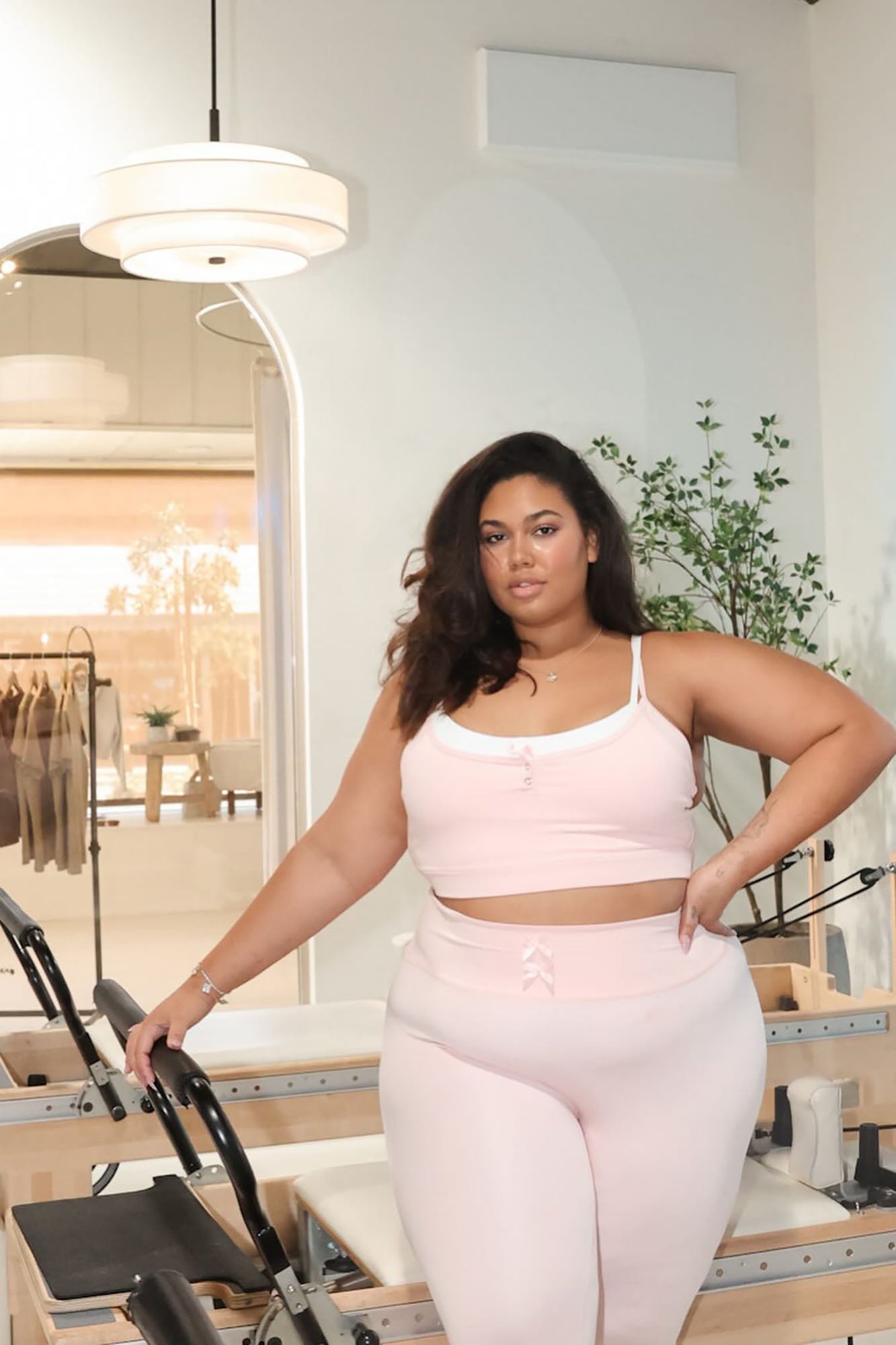 Club Chic Elevate Twofer Sports Bra - Blush - Image 11