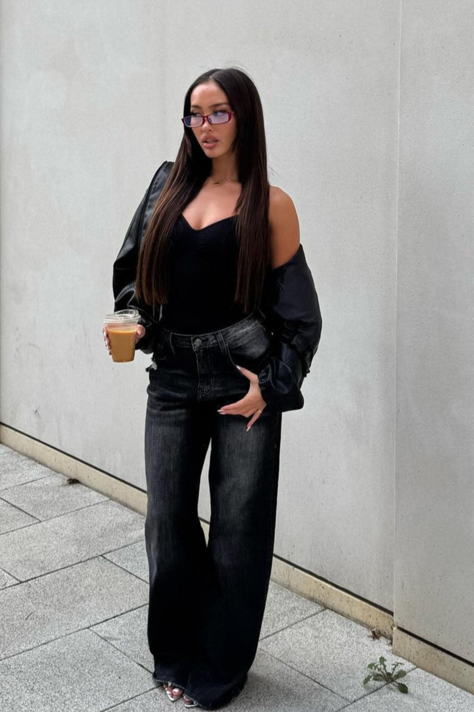 Astrid Wide Leg Baggy Jean - Black Wash - Image 4