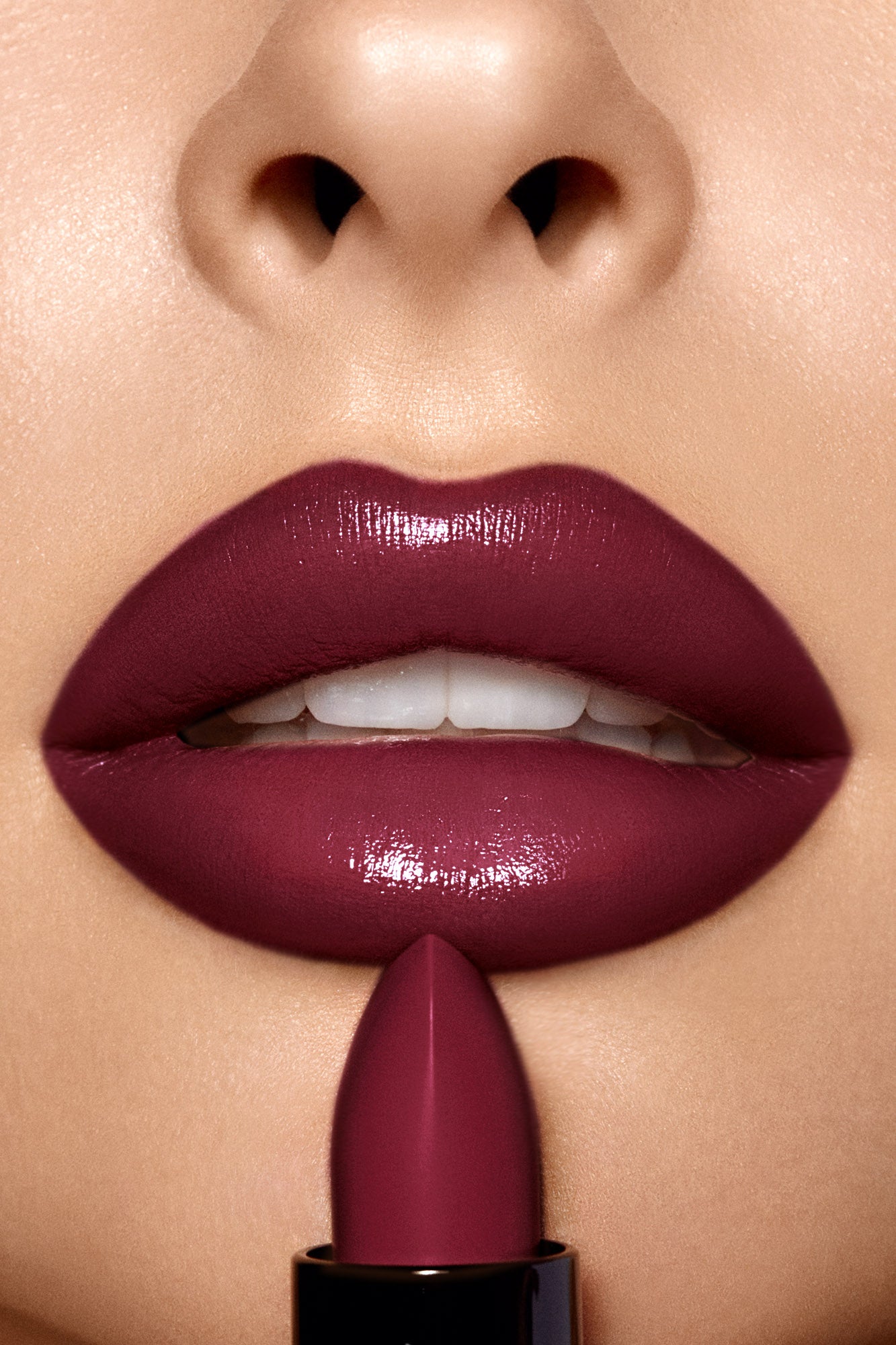 NOVABEAUTY Perfect Pout Shimmering Cream Lipstick - Lavish - Image 4